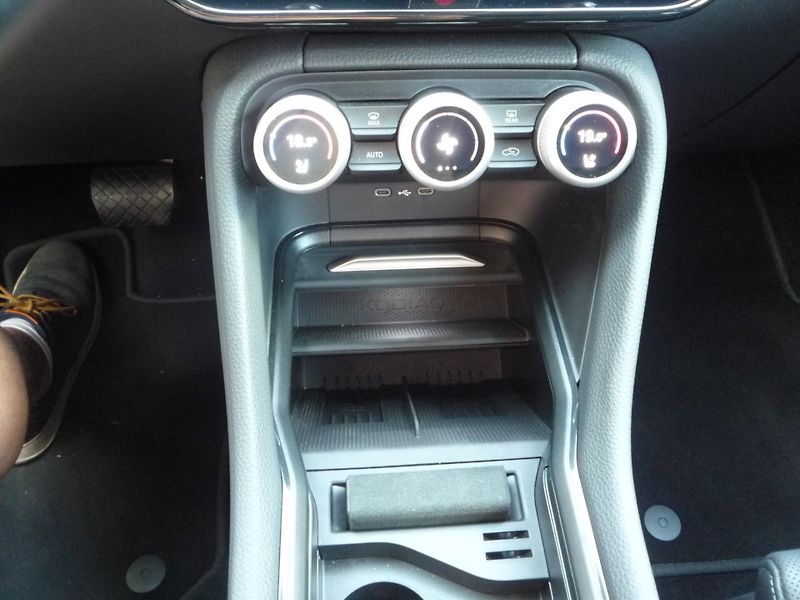 Škoda Kodiaq (2025) 2,0TDi 142kW DSG 4x4 Exclusive - fotka 10 z 23