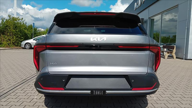 Kia K4 1,6 T-GDi SW 7DCT EXCLUSIVE 11 - fotka 4 z 10