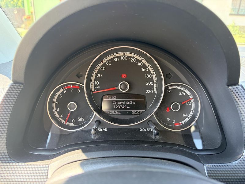Volkswagen up! - fotka 11 z 24