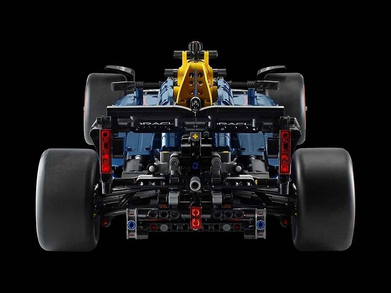Stavebnice Ferrari SF-24 Lego Technic