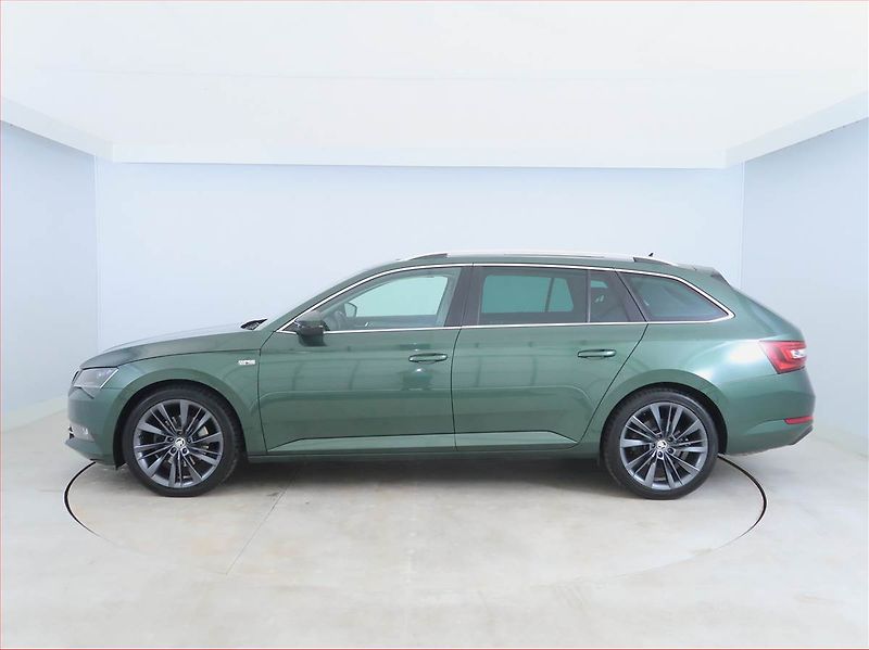 Škoda Superb (2018) Style Plus 2.0 TDI - fotka 3 z 16