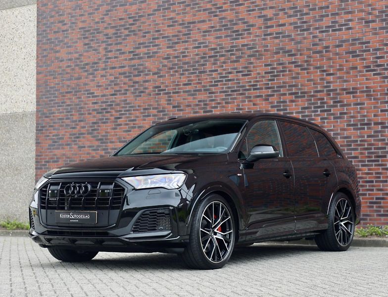 Audi Q7 (2022) 60 TFSIe Quattro Competition - fotka 13 z 42