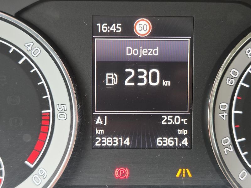 Škoda Superb L&K možné i na splátky VŠEM!  - fotka 12 z 12