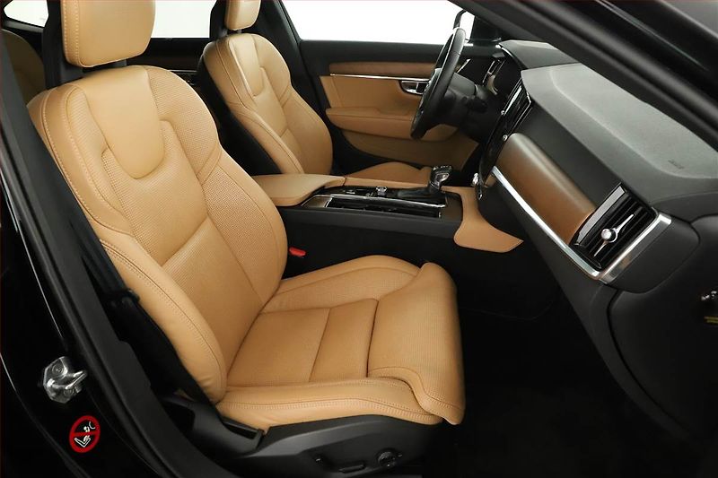 Volvo S90 (2018) D4 AWD - fotka 7 z 21