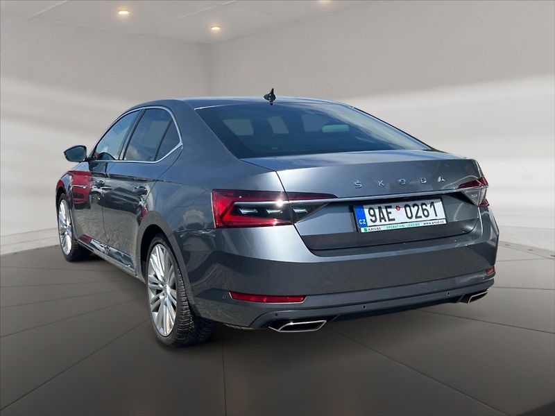 Škoda Superb 2,0 TSI 206 L&K DSG - fotka 4 z 9