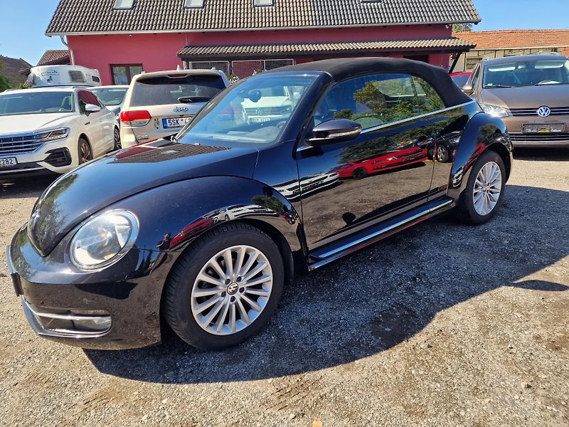 Volkswagen Beetle CABRIO 2,0TDI DSG CUP KAMERA  - fotka 21 z 26