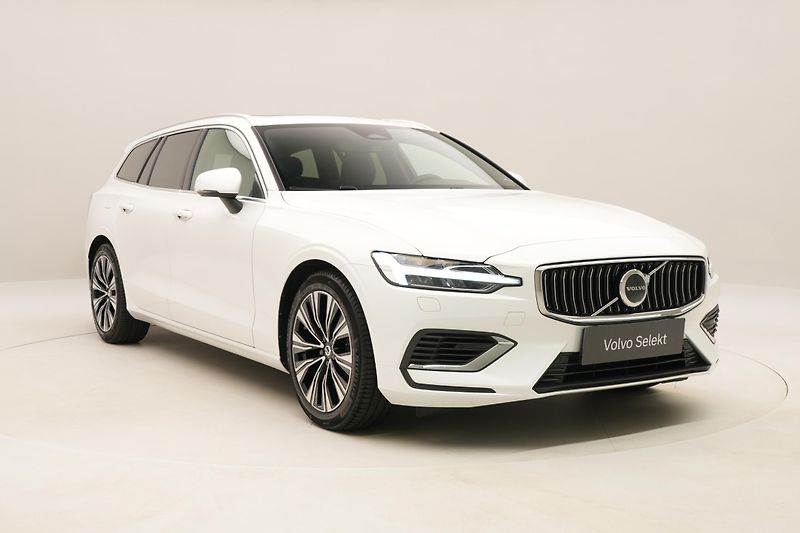 Volvo V60 T6 AWD RECHARGE REZERVACE - fotka 14 z 54