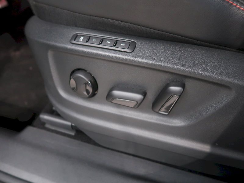 Škoda Kodiaq (2022) RS 2.0TSI 180KW 4x4  DSG WEBAS - fotka 14 z 47