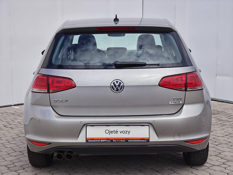 Volkswagen Golf Maraton Edition 1,4TSI - fotka 20 z 21