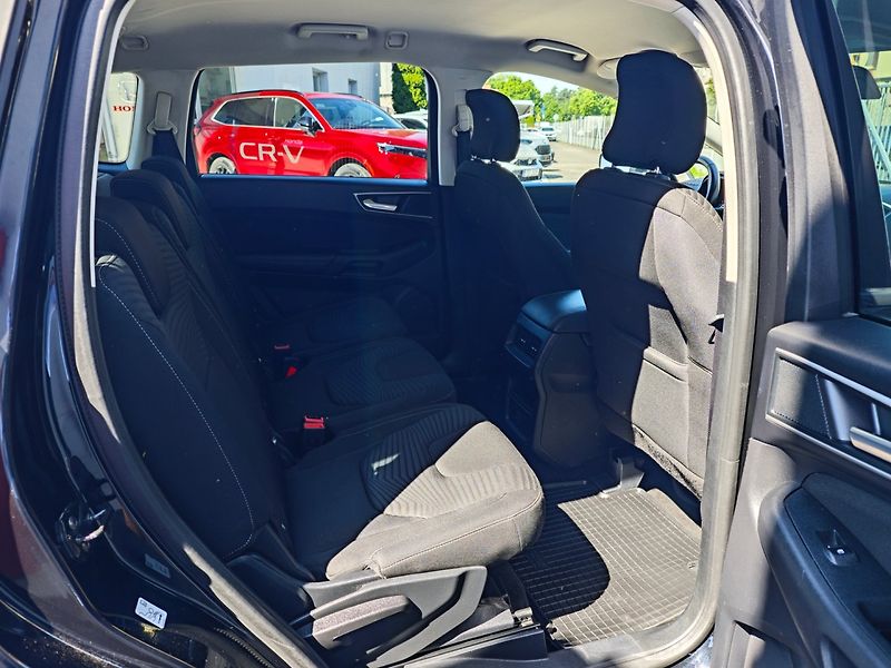 Ford S-MAX (2015) 2.0 TDCI 110kW NAVI 7 míst - fotka 12 z 42