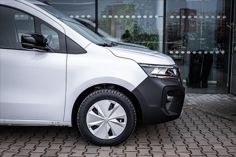 Nissan Townstar 0,0 EV VAN 45 kWh L2 TEKNA - fotka 13 z 33