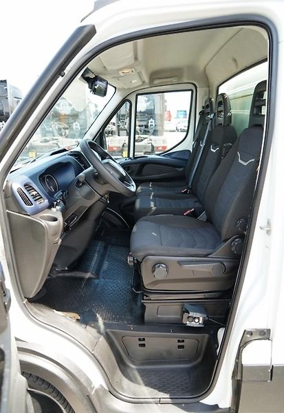 Iveco Daily 35C14HA8 - S3, UZÁVĚRKA, AUTOM - fotka 8 z 12