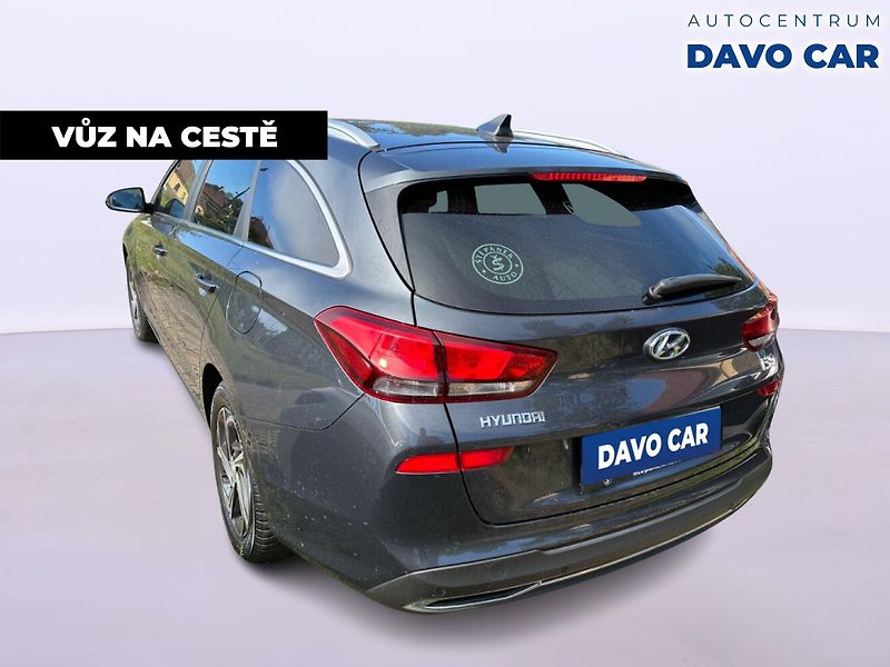 Hyundai i30 1.0 T-GDI 88kW Style DCT DPH C - fotka 4 z 12