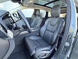Volvo XC60 T8 AWD ULTRA DARK / B&W VZDUCH - náhled 12