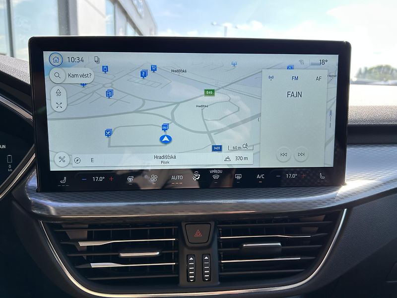 Ford Kuga Top Edition 2.5 PHEV 178kW - fotka 25 z 38