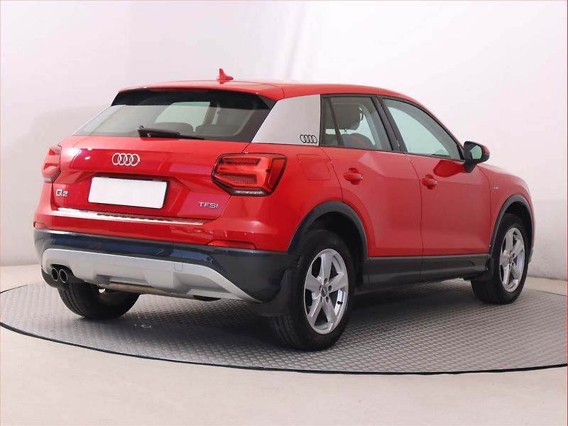 Audi Q2 (2017) 1.4 TFSI, Automat, Serv.kniha - fotka 5 z 23