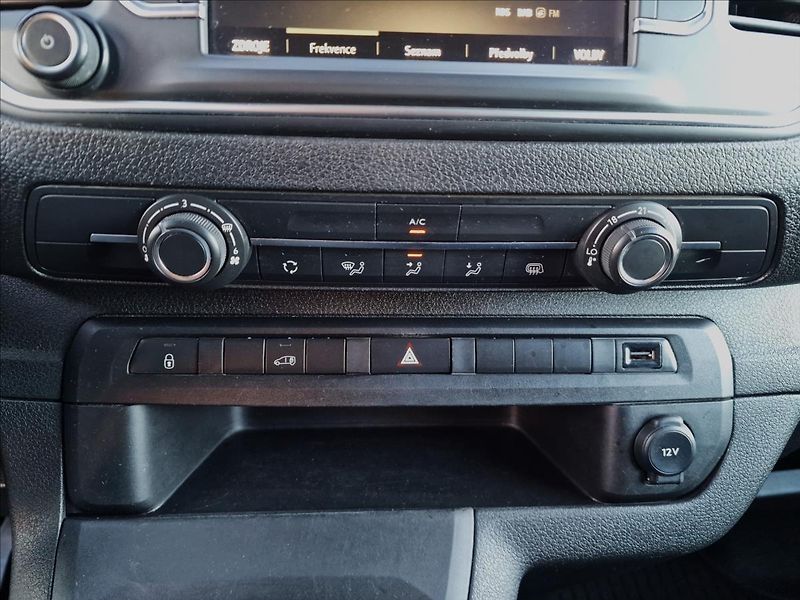 Opel Vivaro 1.5CDTI 88kW, původ ČR,1.Maj. - fotka 30 z 46