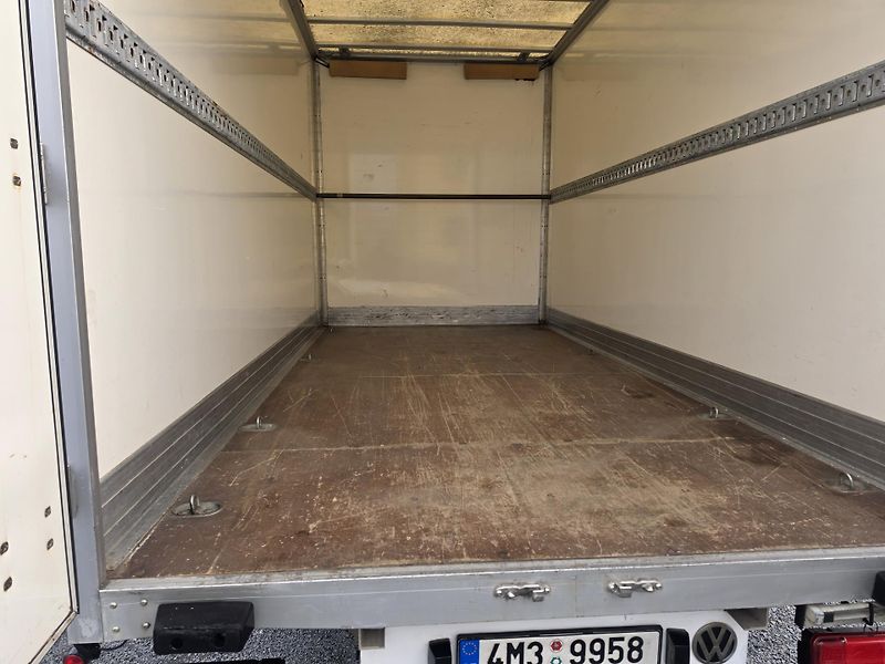 Volkswagen Crafter 2.5 TDI 100kw 6ti 8 Paleta - fotka 7 z 37