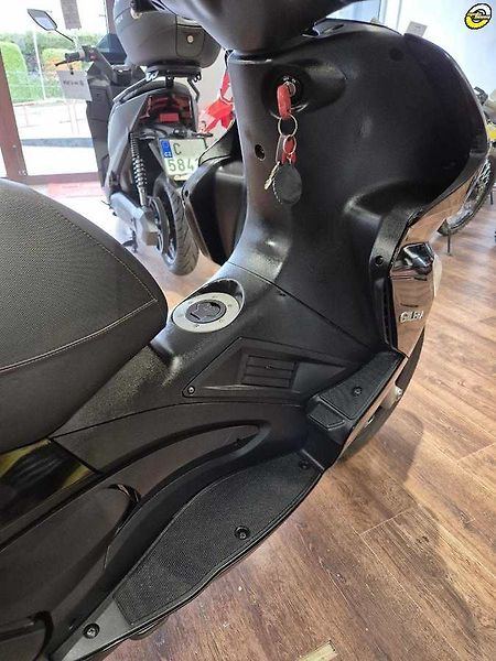 Gilera Runner VXR 200 (2008) - fotka 12 z 20