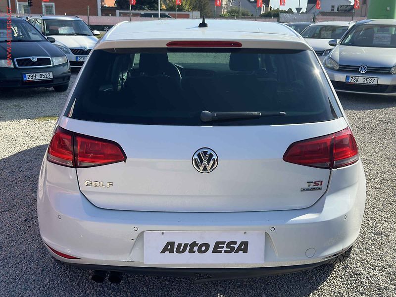 Volkswagen Golf (2013) 1.4TSi, 1.maj, Bixen, AC - fotka 5 z 18