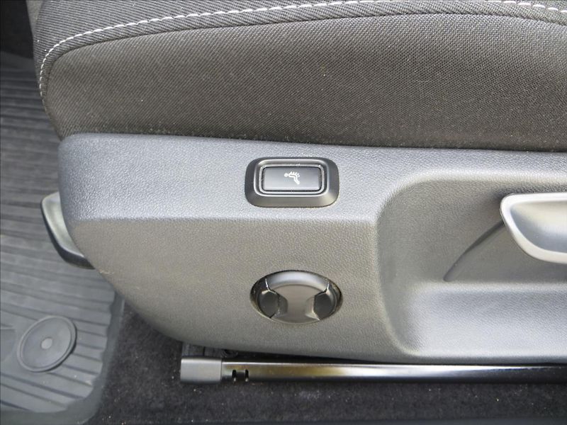 Škoda Octavia 2,0 TDI DSG Style 110kW Tažné - fotka 16 z 31