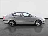 Škoda Octavia (2011) 1.6 - náhled 6