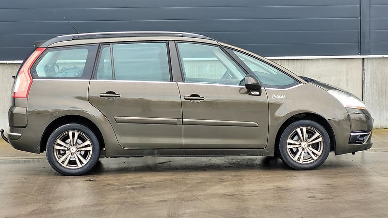 Citroën C4 Picasso (2010) 1,6 HDI PŮVOD ČR - fotka 8 z 23