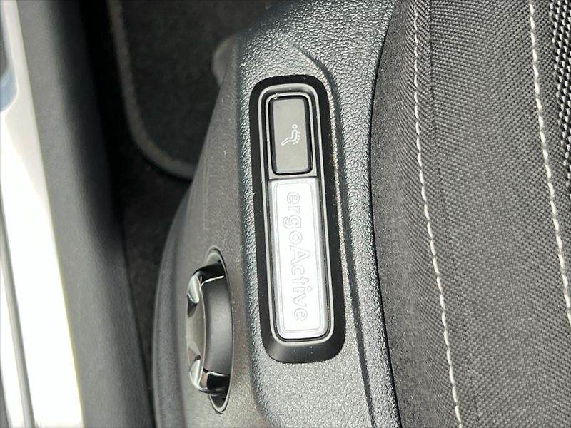 Volkswagen Tiguan 1,5 TSi 110kW 7DSG ELEGANCE - fotka 22 z 31