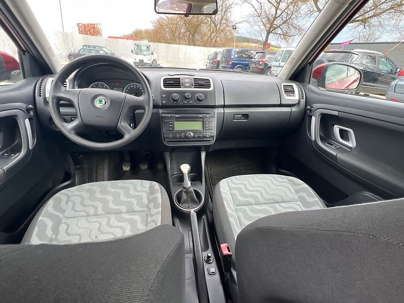 Škoda Fabia 1.4 16V - fotka 2 z 15