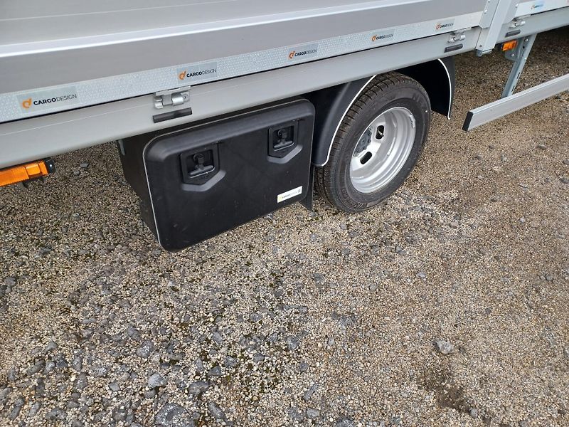Iveco Daily (2025) 50C18HZ do 3.5t  3.0l valník - fotka 3 z 5