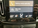 Volvo XC40 B4 Momentum Advance AT8 - náhled 33