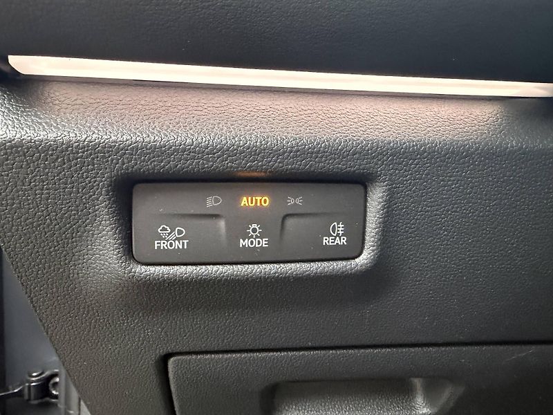 Volkswagen Tiguan (2025) People 7DSG mHEV 1,5eTSI - fotka 16 z 23