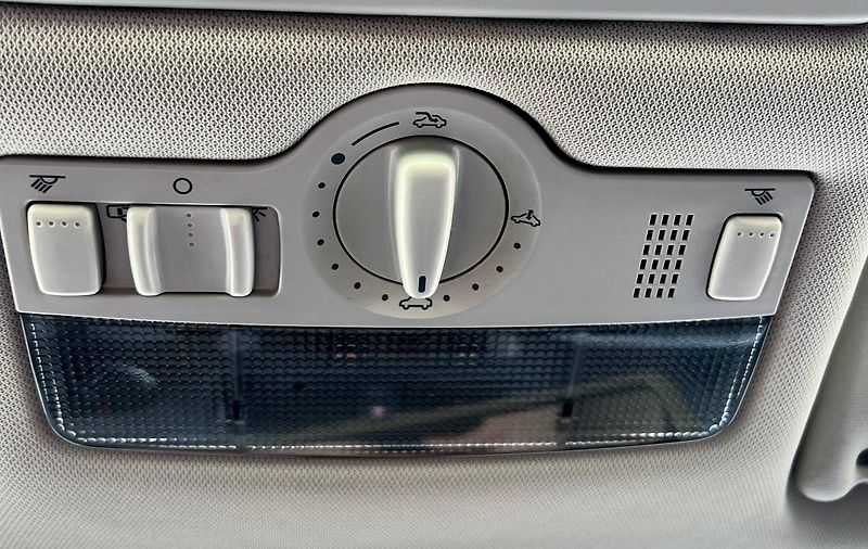 Škoda Octavia (2013) FL COMBI 2.0 TDI DSG 103 KW  - fotka 24 z 36
