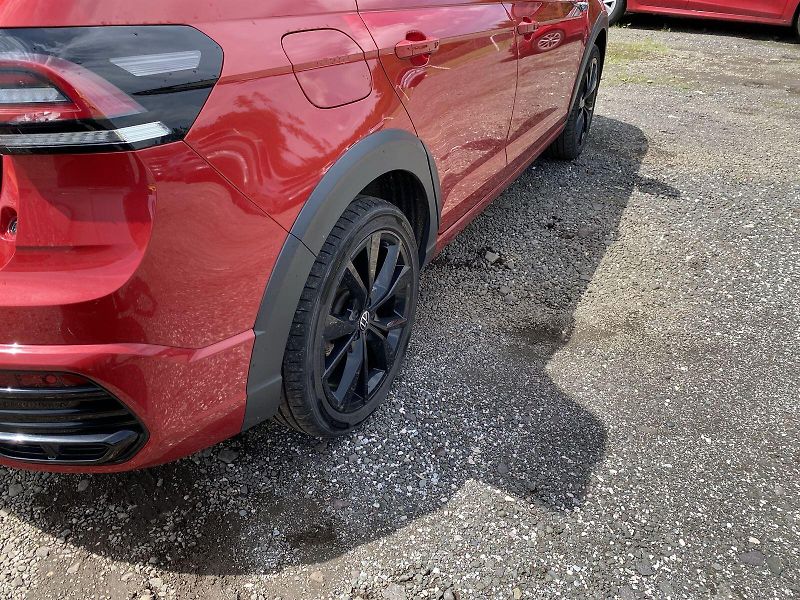 Volkswagen Taigo (2023) 1.5 TSI DSG R-Line - fotka 29 z 35