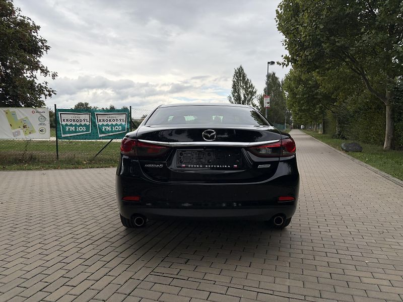 Mazda 6 2.0 Sports-Line - fotka 9 z 33