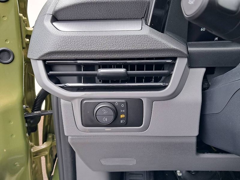 Volkswagen Caravelle (2025) Style 2.0 TDI / 125 kW 4MOTION - fotka 17 z 30