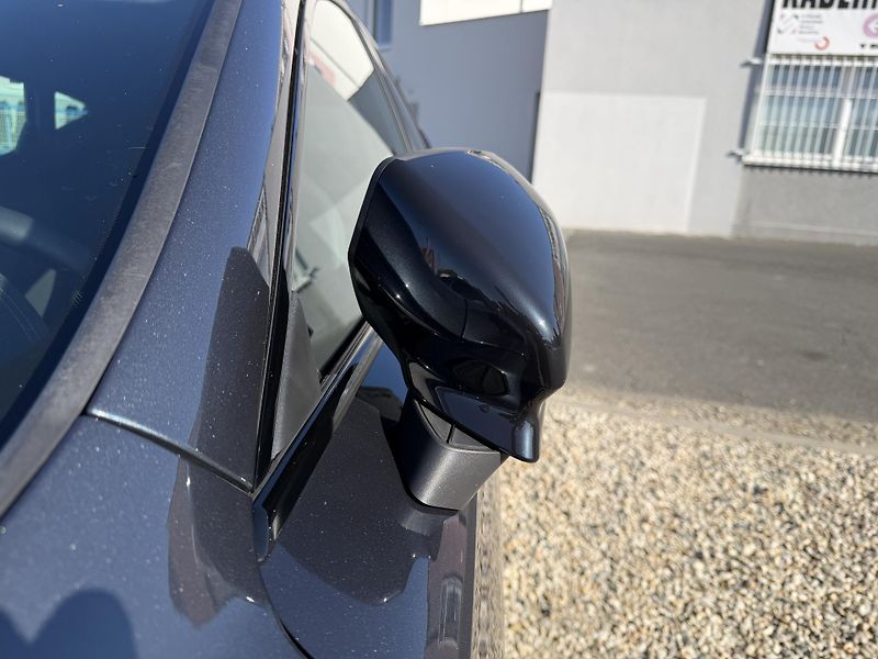 Cupra Formentor 1,5 eTSi/110kW - DSG - fotka 83 z 92
