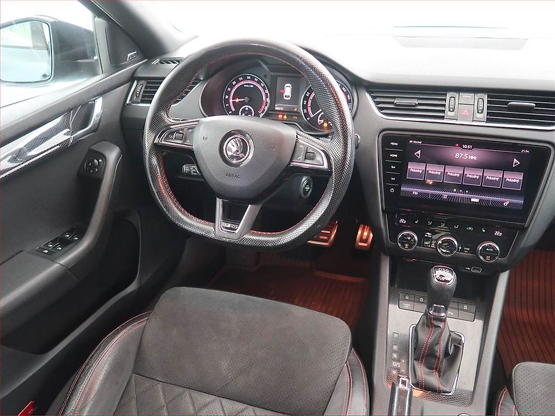 Škoda Octavia (2018) RS 2.0 TDI, Automat - fotka 7 z 24