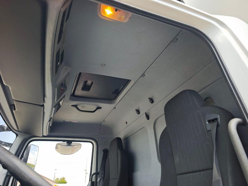 Mercedes-Benz Atego 1223, čelo, klima - fotka 17 z 27