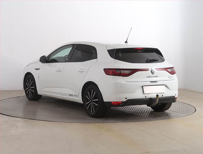 Renault Mégane (2016) 1.6 SCe, Tempomat - fotka 4 z 17