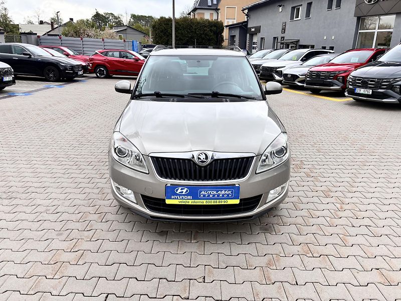 Škoda Fabia 1.2TSI 63kW,digi.KLIMATIZACE - fotka 2 z 27