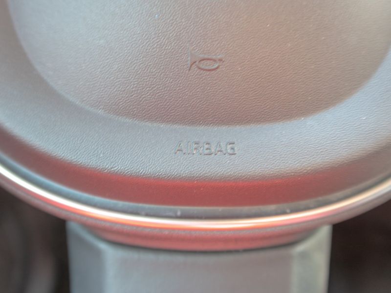 Volvo XC60 (2019) 2.0D 140KW mat – NAVI - fotka 32 z 51