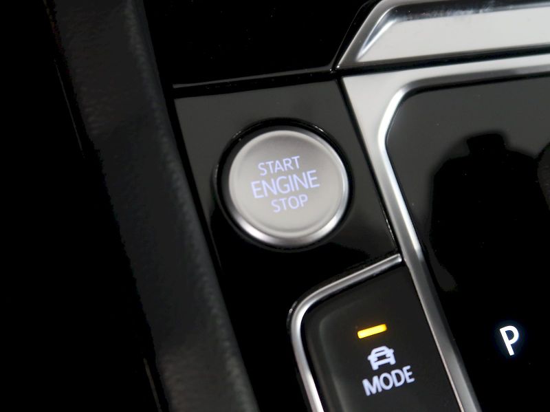 Volkswagen Arteon (2022) SB R-LINE 2.0TSI 206KW 4x4 DSG - fotka 36 z 42