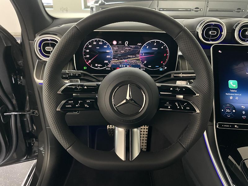 Mercedes-Benz GLC 200d 4Matic - fotka 20 z 33