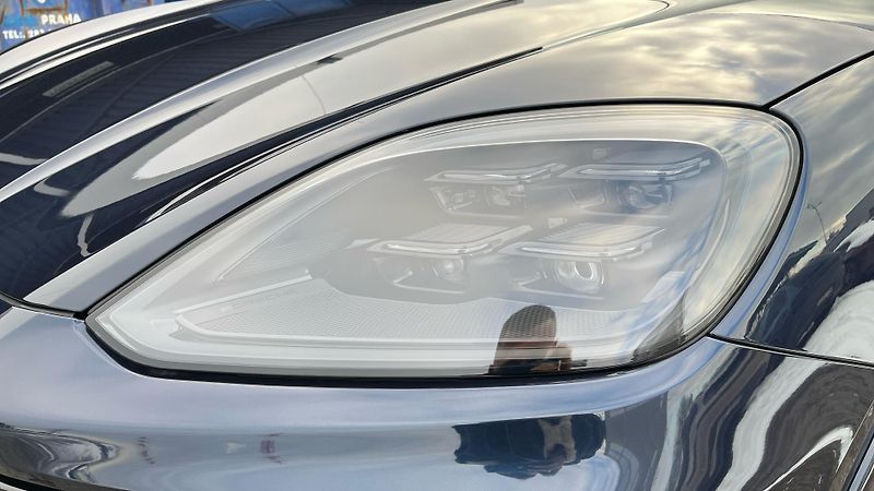 Porsche Cayenne (2025) E-Hybrid - fotka 13 z 30