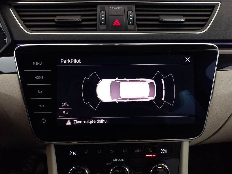 Škoda Superb (2017) Laurin&Klement 2.0 TDI - fotka 17 z 26
