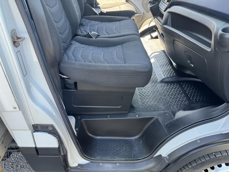 Iveco Daily 3.0,132kw,10p.motor 45tis.km - fotka 19 z 36