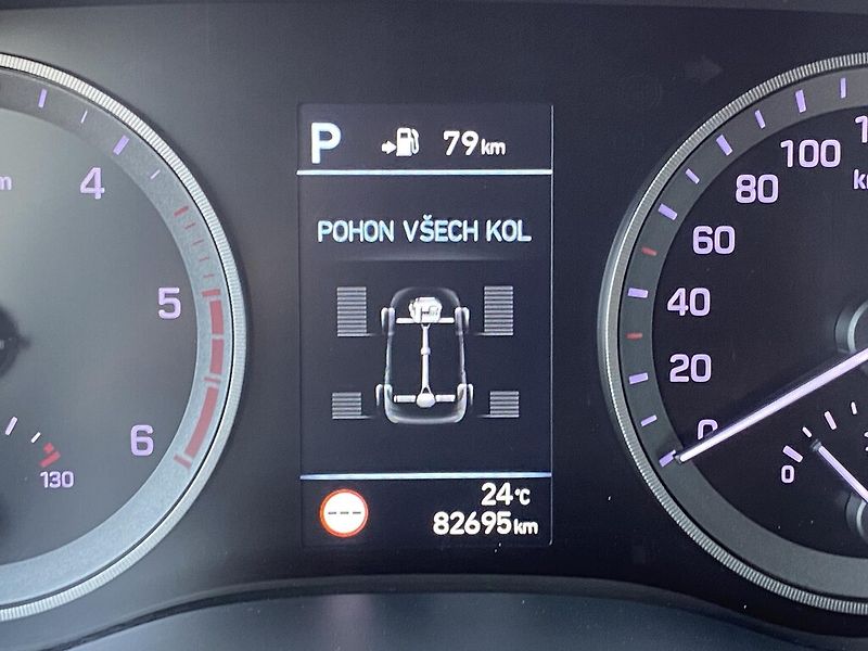 Hyundai Tucson 2.0 CRDI 136 kW Style 4x4 - fotka 10 z 26