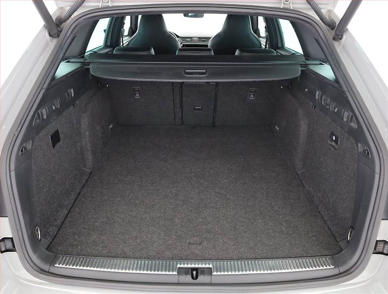 Škoda Superb (2021) Sportline iV 1.4 TSI PHEV - fotka 21 z 24