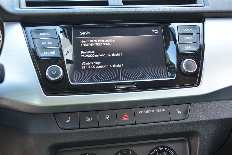 Škoda Fabia (2019) 1.0 TSI 81 kW Ambition PLUS - fotka 17 z 20